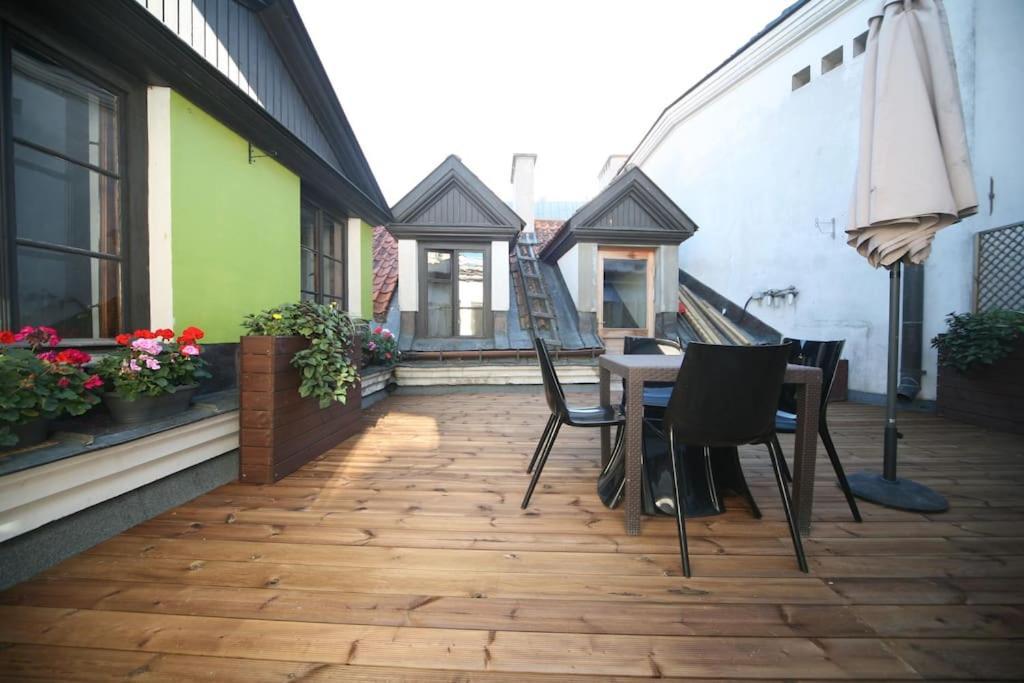 Two Bedroom / Old Town With Private Terrace Riga Dış mekan fotoğraf